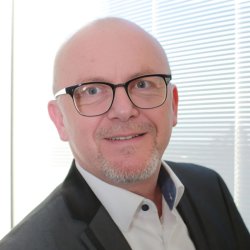 Photo of Stefan Heinzler, Head of Key Account Management